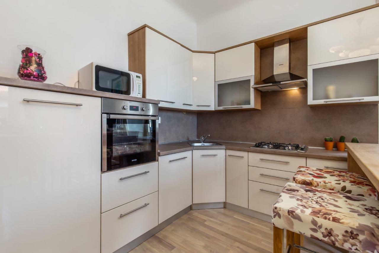 Apartman Villa Carolina Rijeka Exterior photo